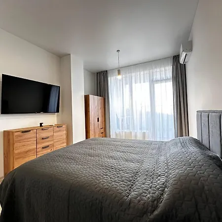 Apartment Kamanina 20 2-bedrooms Odessa