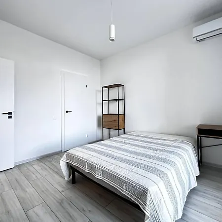 Kamanina 20 2-bedrooms Apartment