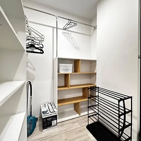 Apartment Kamanina 20 2-bedrooms *