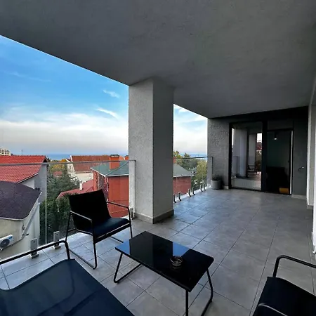 Apartment Kamanina 20 2-bedrooms Odessa