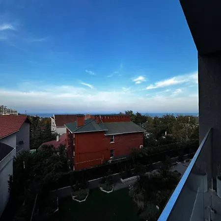 Kamanina 20 2-bedrooms * Odessa